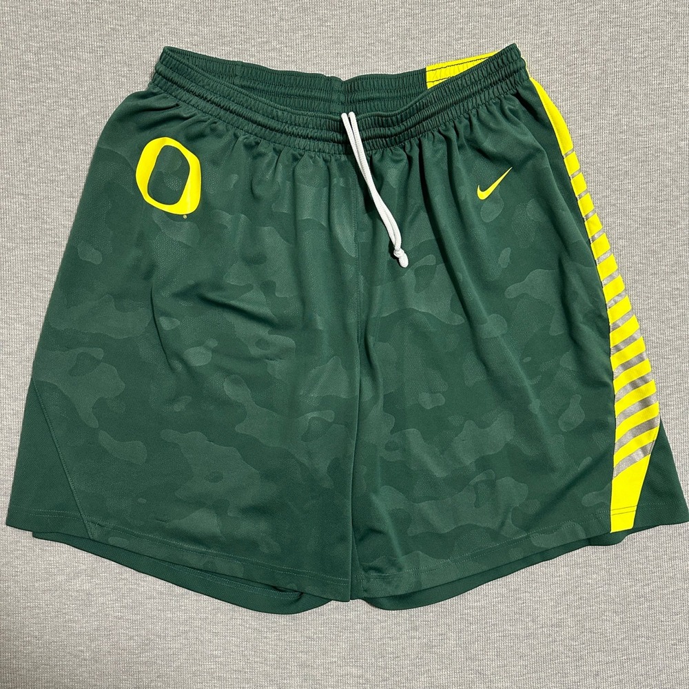 Nike Oregon Ducks Camo Basketball Shorts Mens XXL Green Yellow NCAA